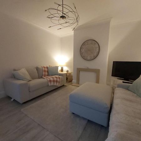 White House Appartement Sheffield Buitenkant foto